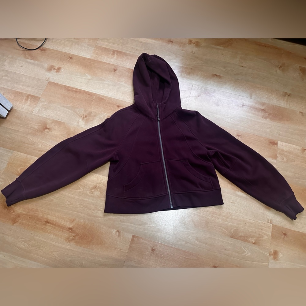 Lululemon Scuba Oversized Cropped Full Zip